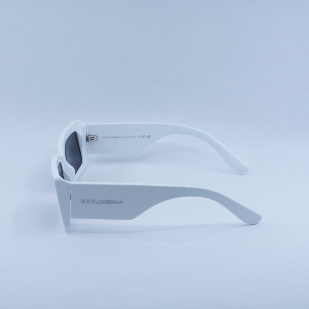 🕶️ New Dolce & Gabbana DG4416 303487 Sunglasses -White Frame, Dark Grey Lenses - Picture 4 of 11